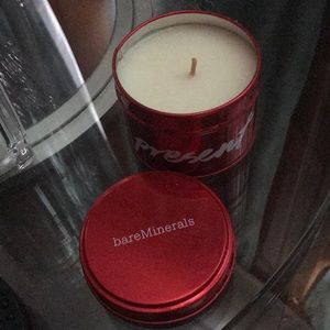 Bare minerals candle